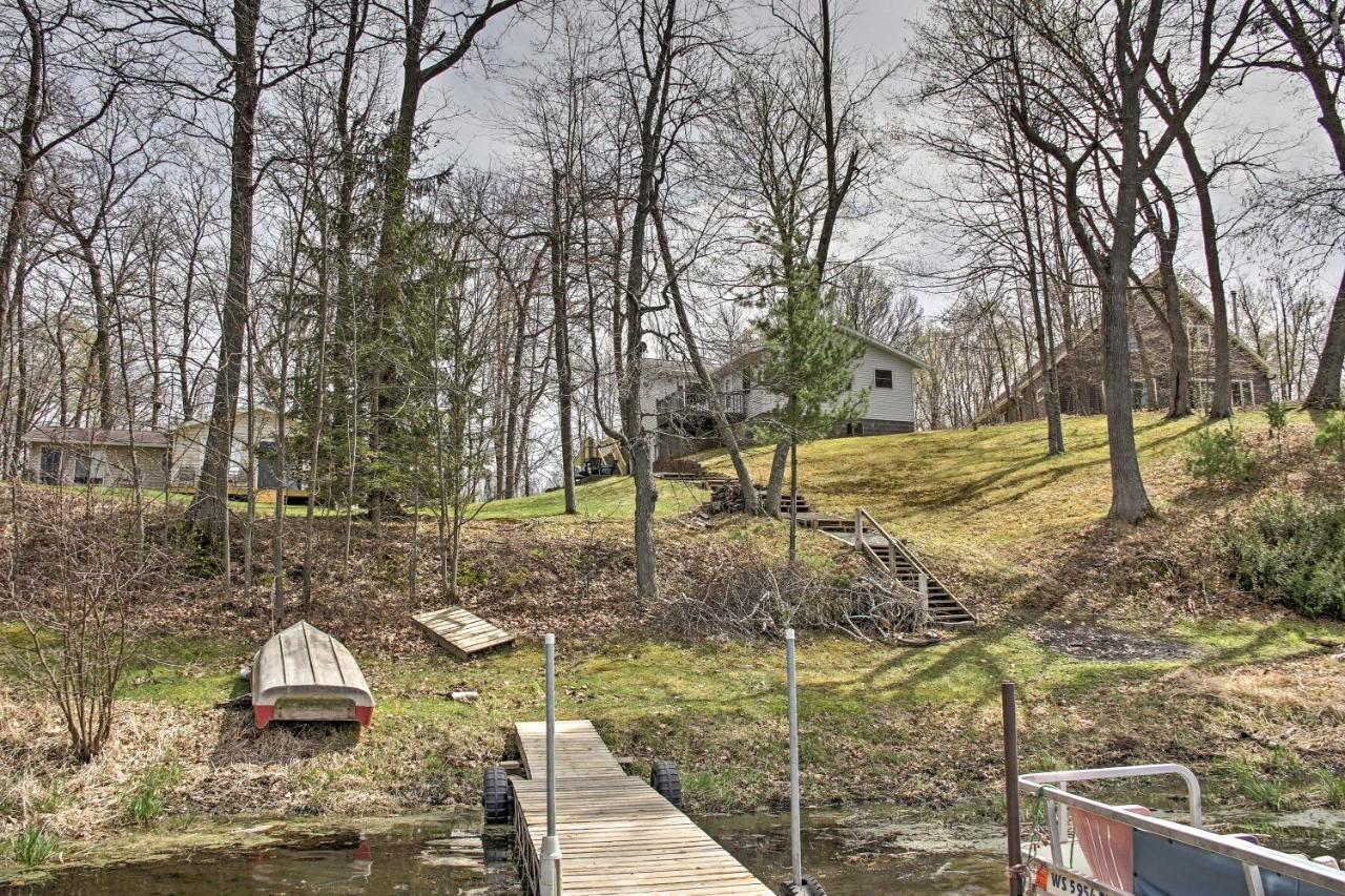 Cozy Balsam Lake Home Deck, Private Dock And Kayaks ภายนอก รูปภาพ